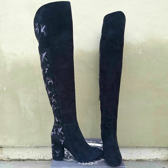 Gorgeous Embroidered Kenneth Cole OTK Boots - Picture 5 of 7